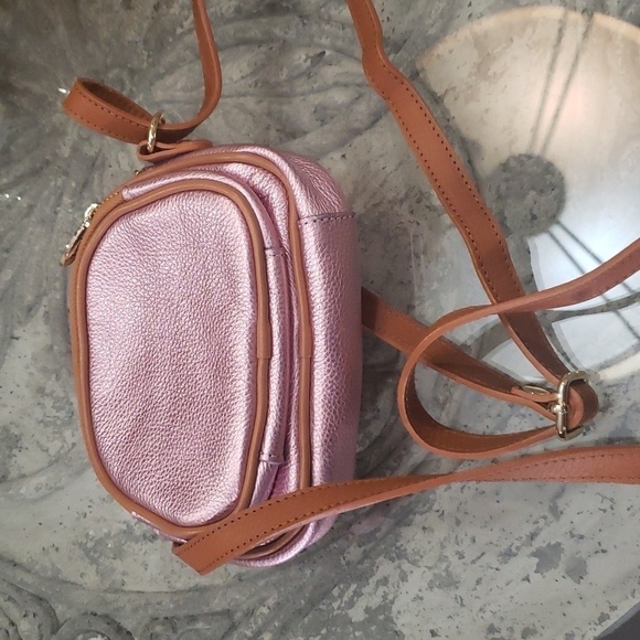 Valentina LEATHER CROSSBODY PINK PURSE ITALY NWOT - Picture 6 of 11